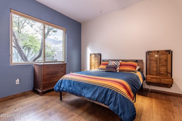 6269 N Paseo Valdear, Tucson, AZ 85750