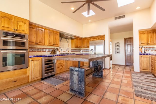 6269 N Paseo Valdear, Tucson, AZ 85750