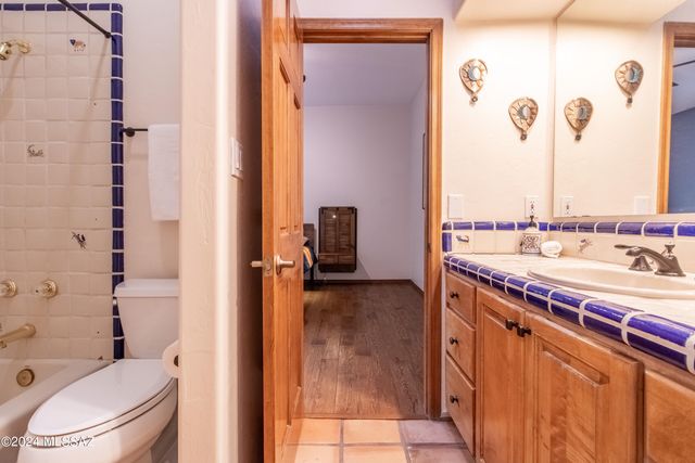 6269 N Paseo Valdear, Tucson, AZ 85750