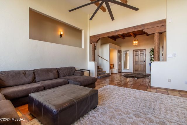 6269 N Paseo Valdear, Tucson, AZ 85750