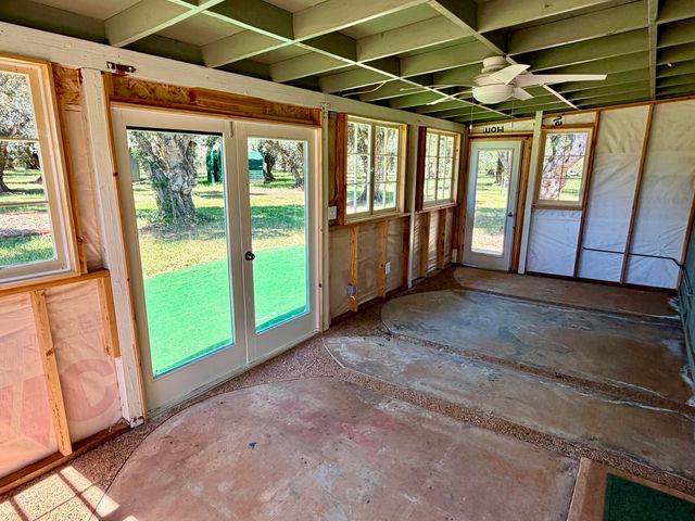 5572 Olive Street, Anderson, CA 96007