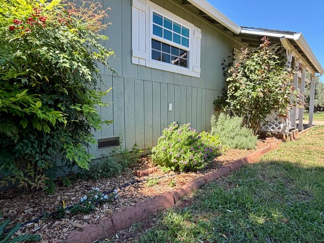 5572 Olive Street, Anderson, CA 96007