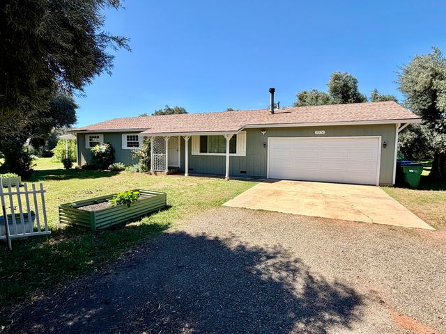 5572 Olive Street, Anderson, CA 96007