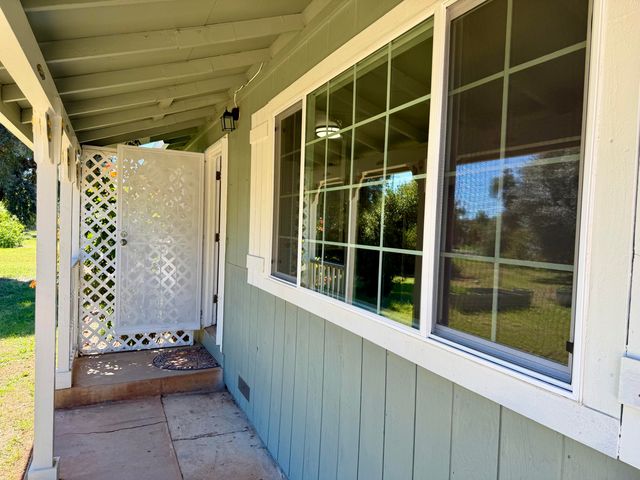 5572 Olive Street, Anderson, CA 96007