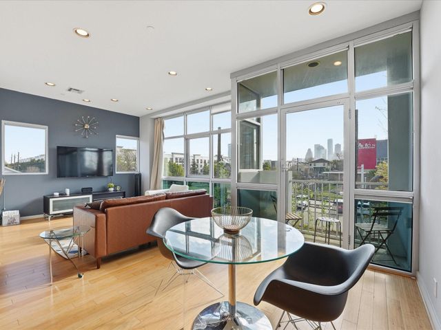 1406 Columbus Street 206, Houston, TX 77019