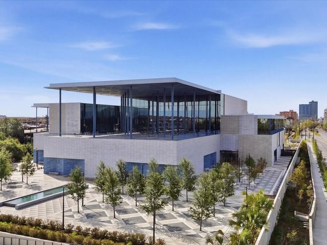 1406 Columbus Street 206, Houston, TX 77019