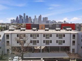 1406 Columbus Street 206, Houston, TX 77019