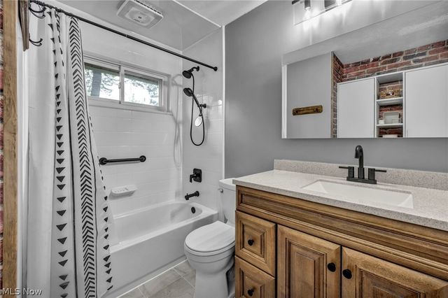 3665 Elmhurst Court, Kent, OH 44240