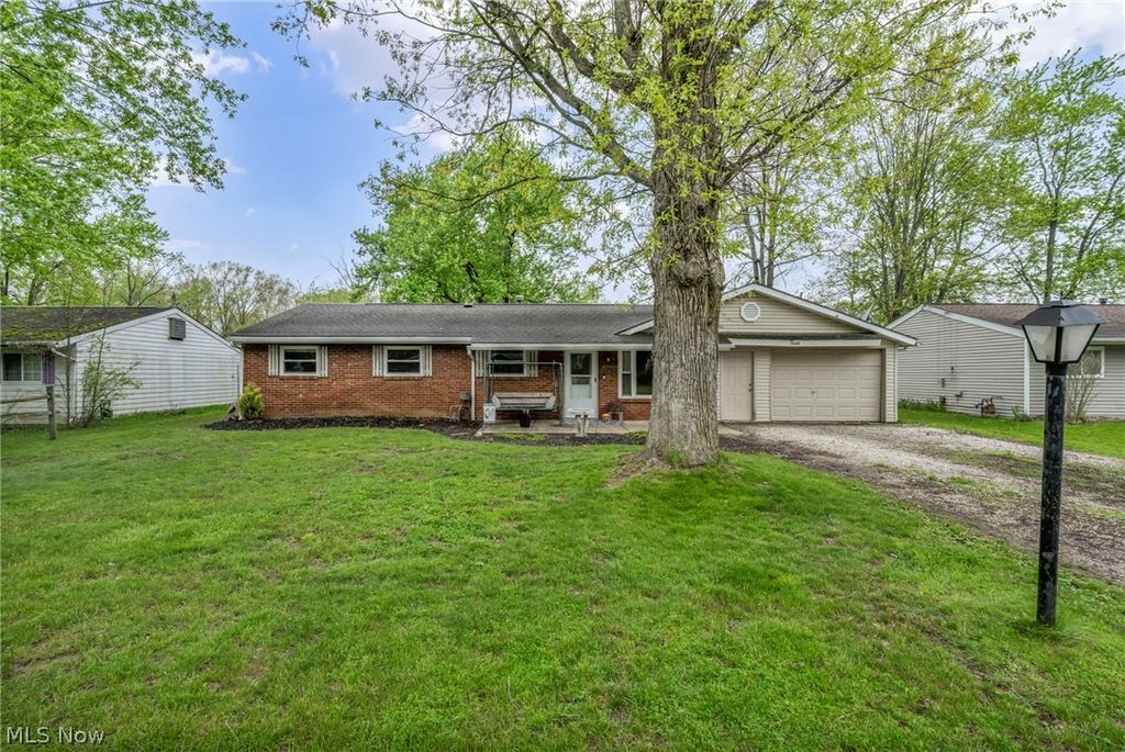 3665 Elmhurst Court, Kent, OH 44240