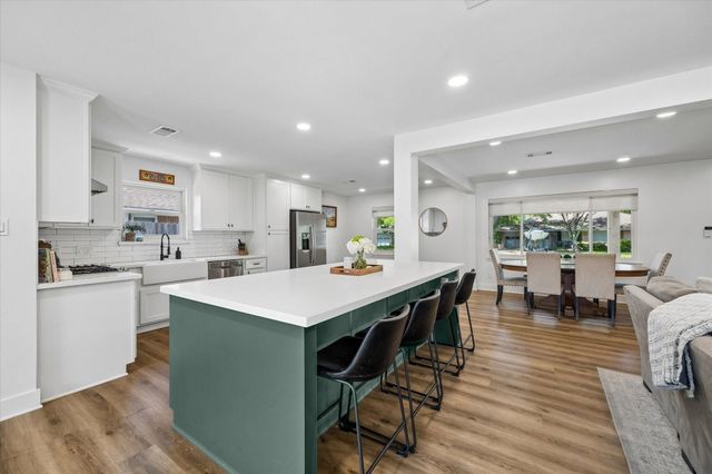 5311 Hialeah Drive, Houston, TX 77092