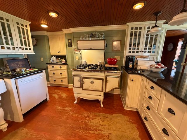 358 South Main Street, Whiting, VT 05778