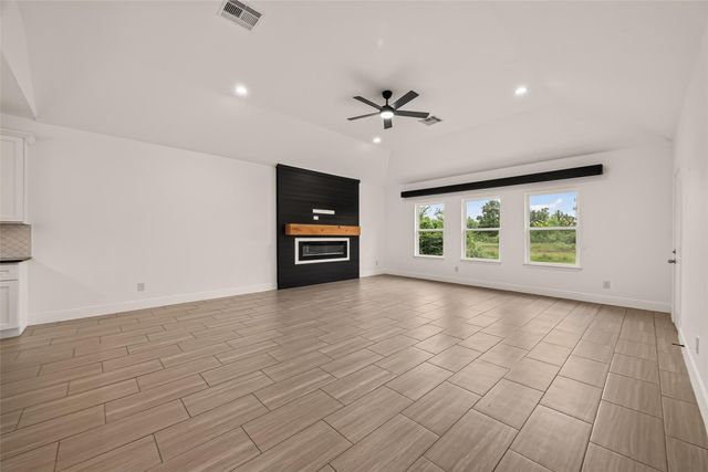 1343 Alpha Lane, Crosby, TX 77532