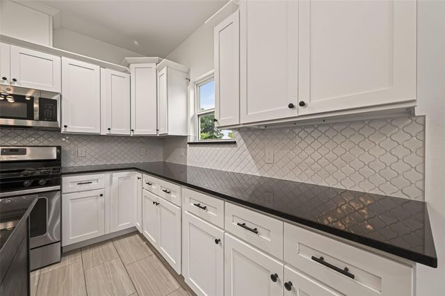1343 Alpha Lane, Crosby, TX 77532