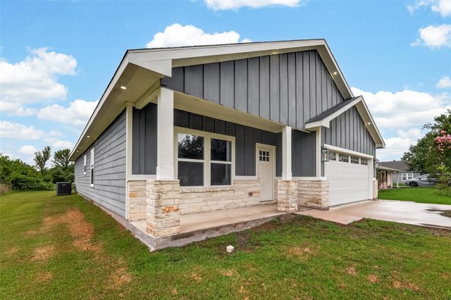 1343 Alpha Lane, Crosby, TX 77532