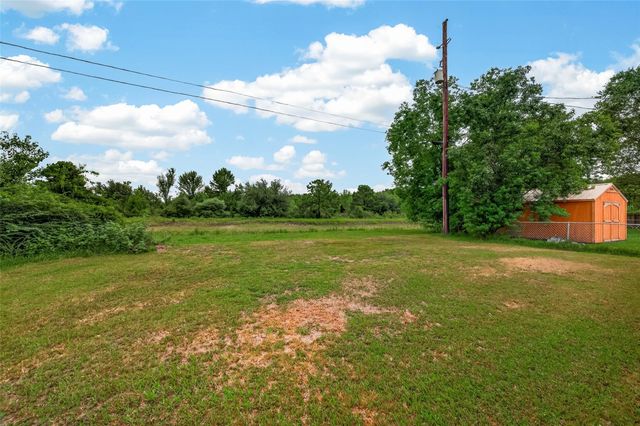 1343 Alpha Lane, Crosby, TX 77532