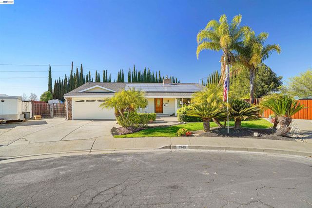 1349 Evans Pl, Livermore, CA 94550