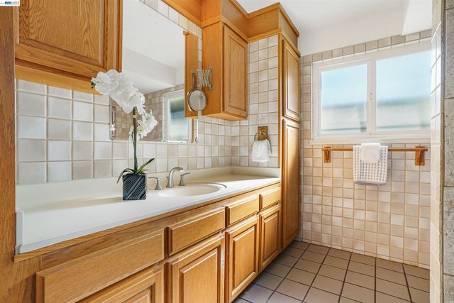 1349 Evans Pl, Livermore, CA 94550