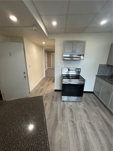 143 Pidge Avenue 5, Pawtucket, RI 02860