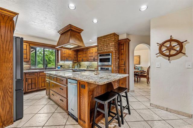 13813 NE 8th Street, Choctaw, OK 73020