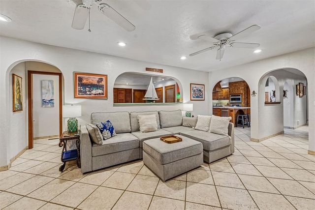 13813 NE 8th Street, Choctaw, OK 73020