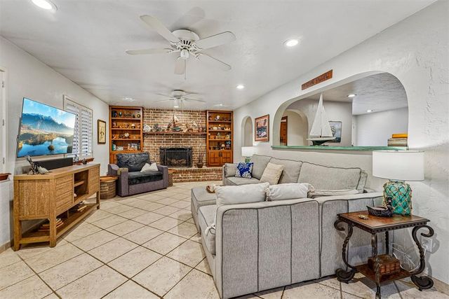 13813 NE 8th Street, Choctaw, OK 73020