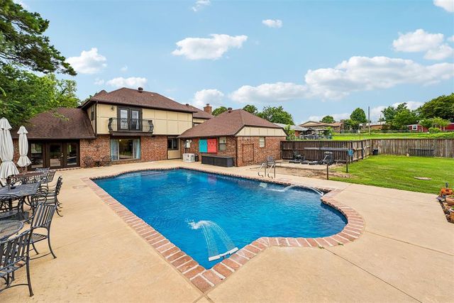 13813 NE 8th Street, Choctaw, OK 73020