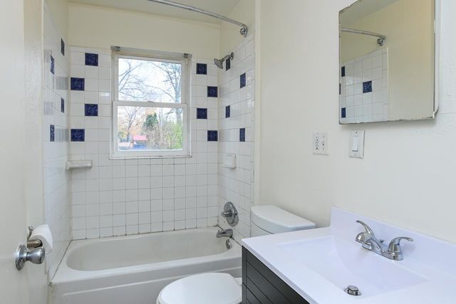 216 S MASON STREET, Appleton, WI 54914