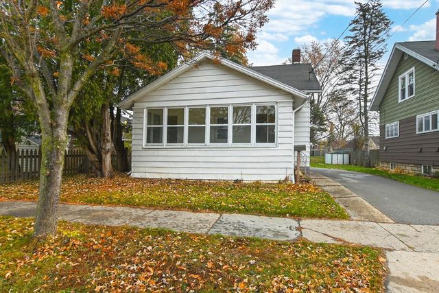 216 S MASON STREET, Appleton, WI 54914