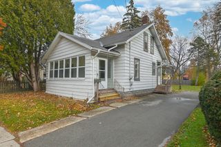 216 S MASON STREET, Appleton, WI 54914
