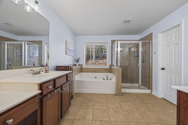 164 Bakers Farm Circle, Braselton, GA 30517