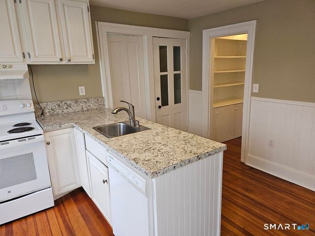 19 Howard Avenue 2, New Haven, CT 06519