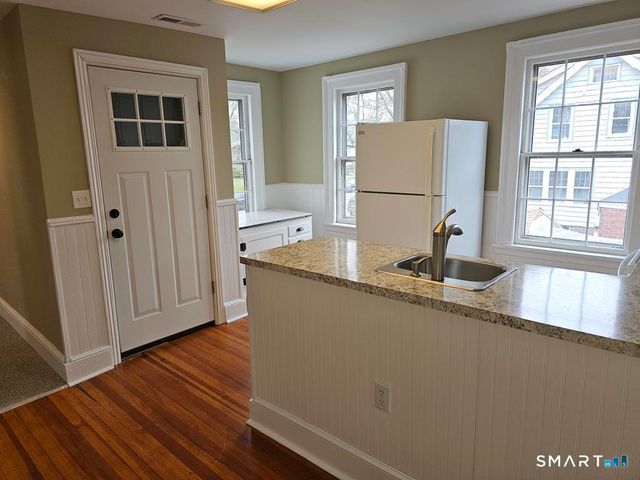 19 Howard Avenue 2, New Haven, CT 06519