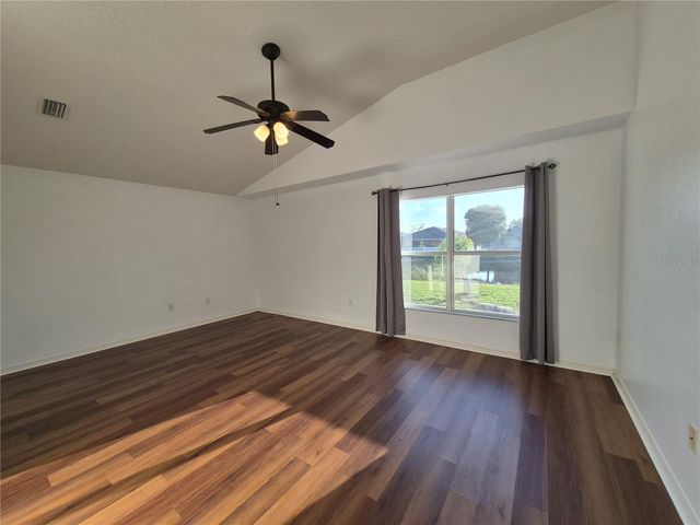 6833 RUNNER OAK DRIVE, Zephyrhills, FL 33545