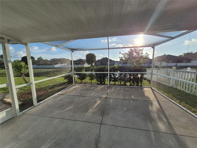 6833 RUNNER OAK DRIVE, Zephyrhills, FL 33545