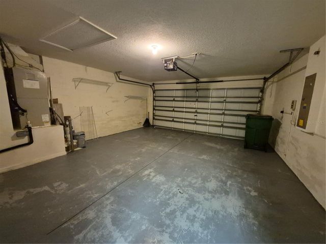 6833 RUNNER OAK DRIVE, Zephyrhills, FL 33545