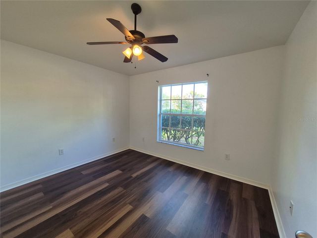 6833 RUNNER OAK DRIVE, Zephyrhills, FL 33545