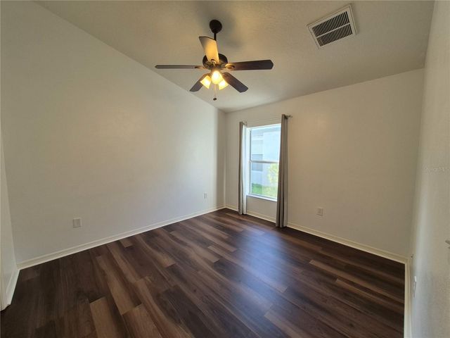 6833 RUNNER OAK DRIVE, Zephyrhills, FL 33545