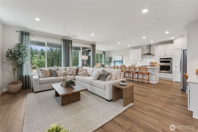 6011 Thornhill Avenue SW, Port Orchard, WA 98367