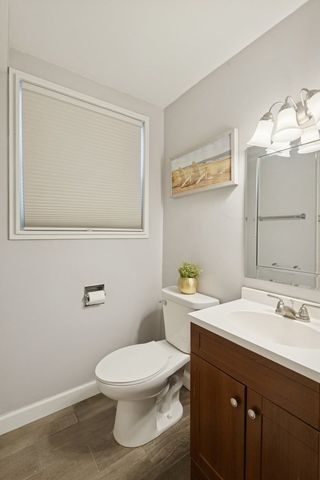 8646 E Prairie Road, Skokie, IL 60076