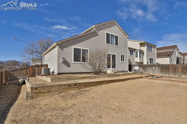 7203 Bentwater Drive, Fountain, CO 80817