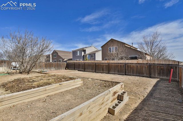 7203 Bentwater Drive, Fountain, CO 80817