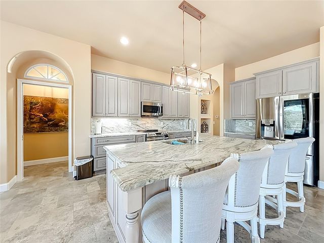 5061 W OAKHILL STREET, Dunnellon, FL 34433