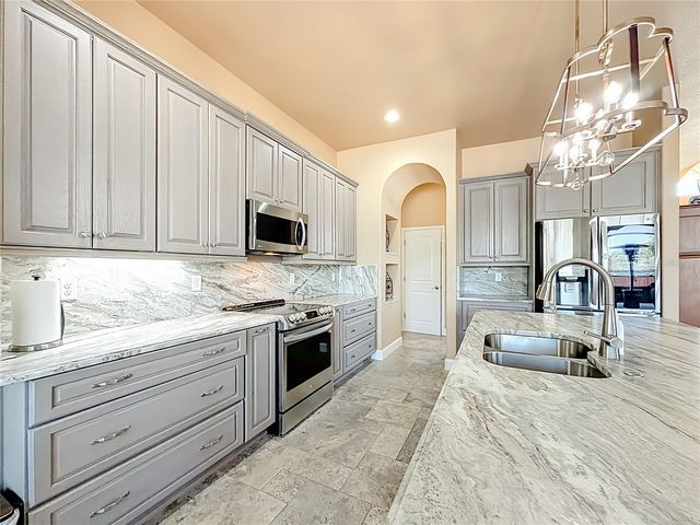 5061 W OAKHILL STREET, Dunnellon, FL 34433