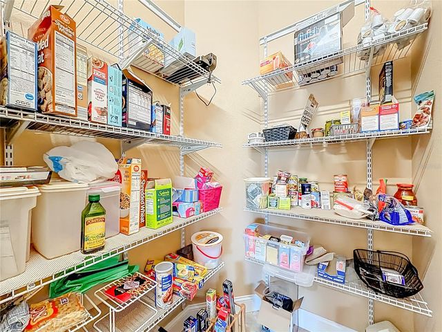 5061 W OAKHILL STREET, Dunnellon, FL 34433