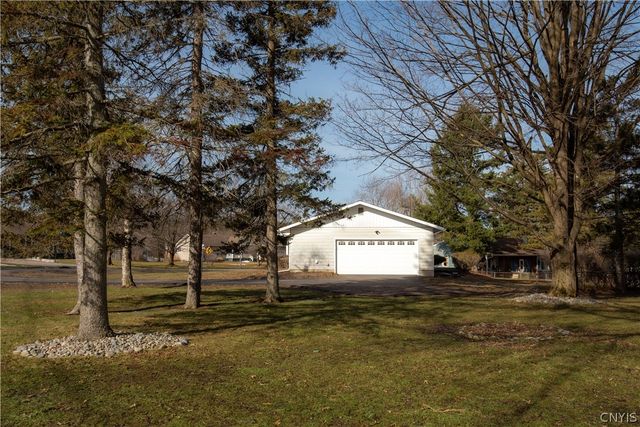 135 Harts Drive, Frankfort, NY 13413