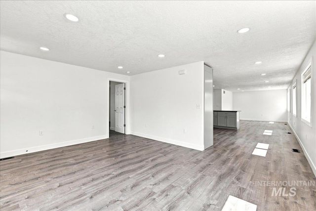 10312 W Claudia Rd, Boise, ID 83714
