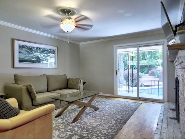 715 Glenforest Road, Sandy Springs, GA 30328