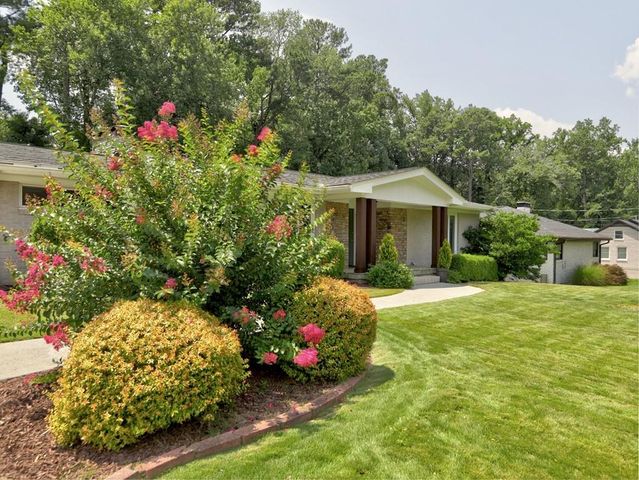 715 Glenforest Road, Sandy Springs, GA 30328