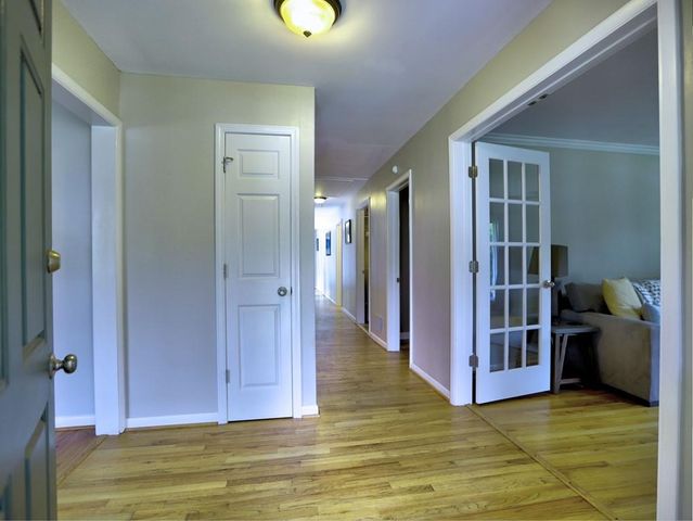 715 Glenforest Road, Sandy Springs, GA 30328