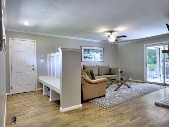 715 Glenforest Road, Sandy Springs, GA 30328